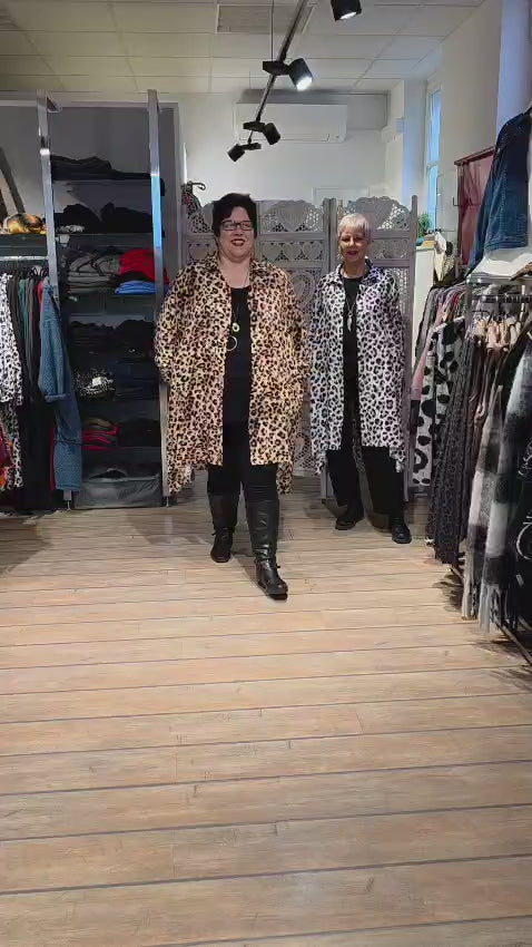 Justyna Longbluse Leo braun